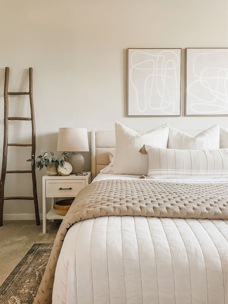How To Clean Your Bedroom Like A Pro In 6 Easy Steps