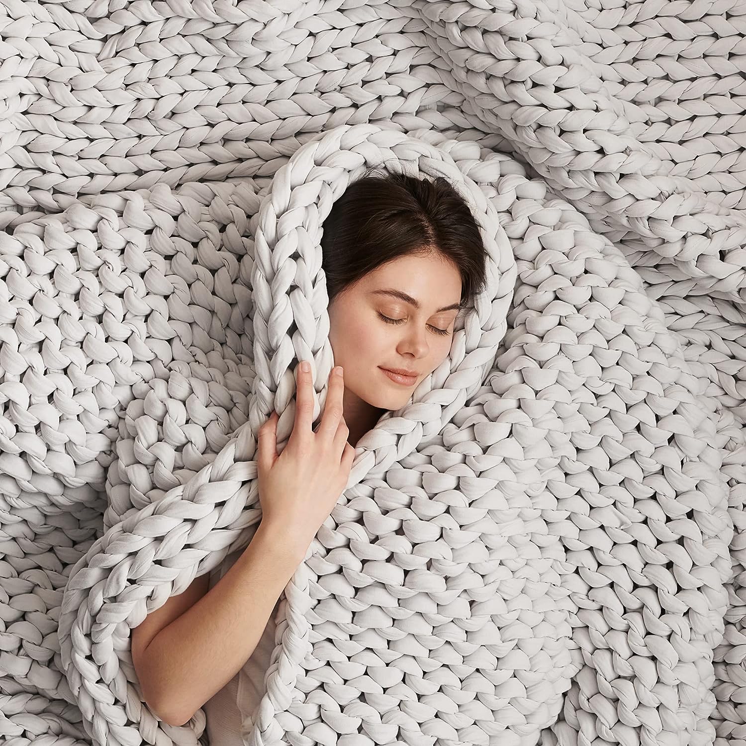 Bearaby Weighted Blanket Review – Does It Work?