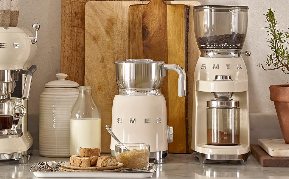 Smeg Milk Frother Review–The Best Coffee Companion