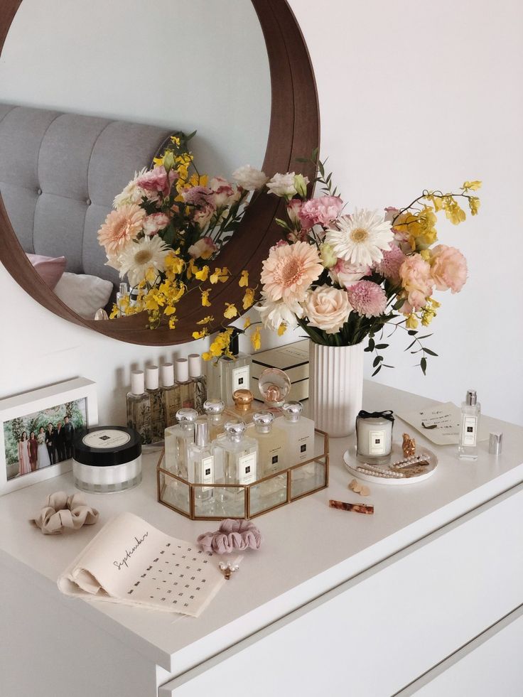 8 Dressing Table Ideas For Bedrooms Of All Size