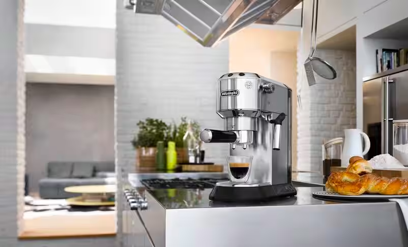 De’Longhi Dedica EC680M Espresso Machine Review