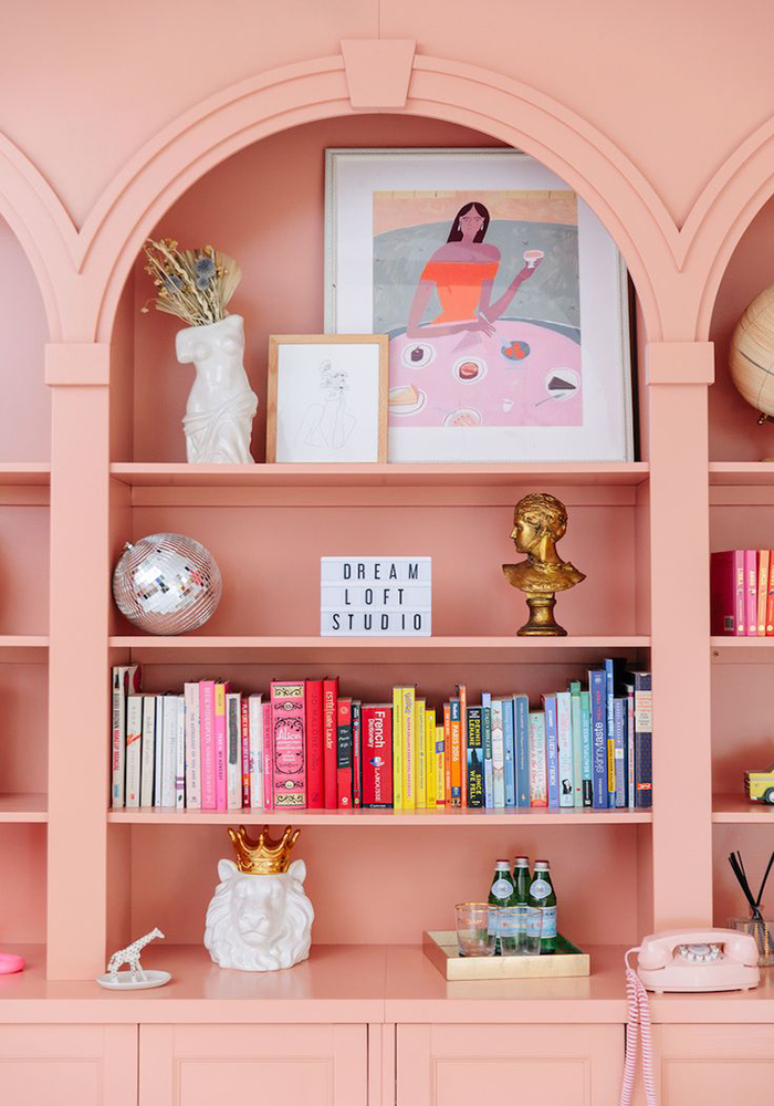 8 Brilliant Bookshelf Decor Ideas To Show Off Your Style
