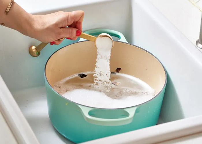 How To Properly Clean A Dutch Oven?